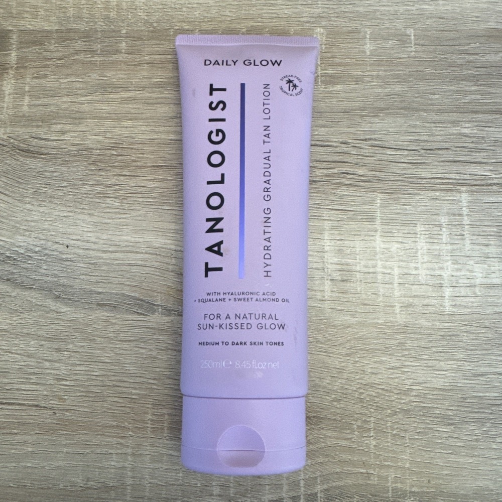 Tanologist Daily Glow‎ Hydrating Gradual Tan Lotion Medium To Dark 8.45 oz NEW